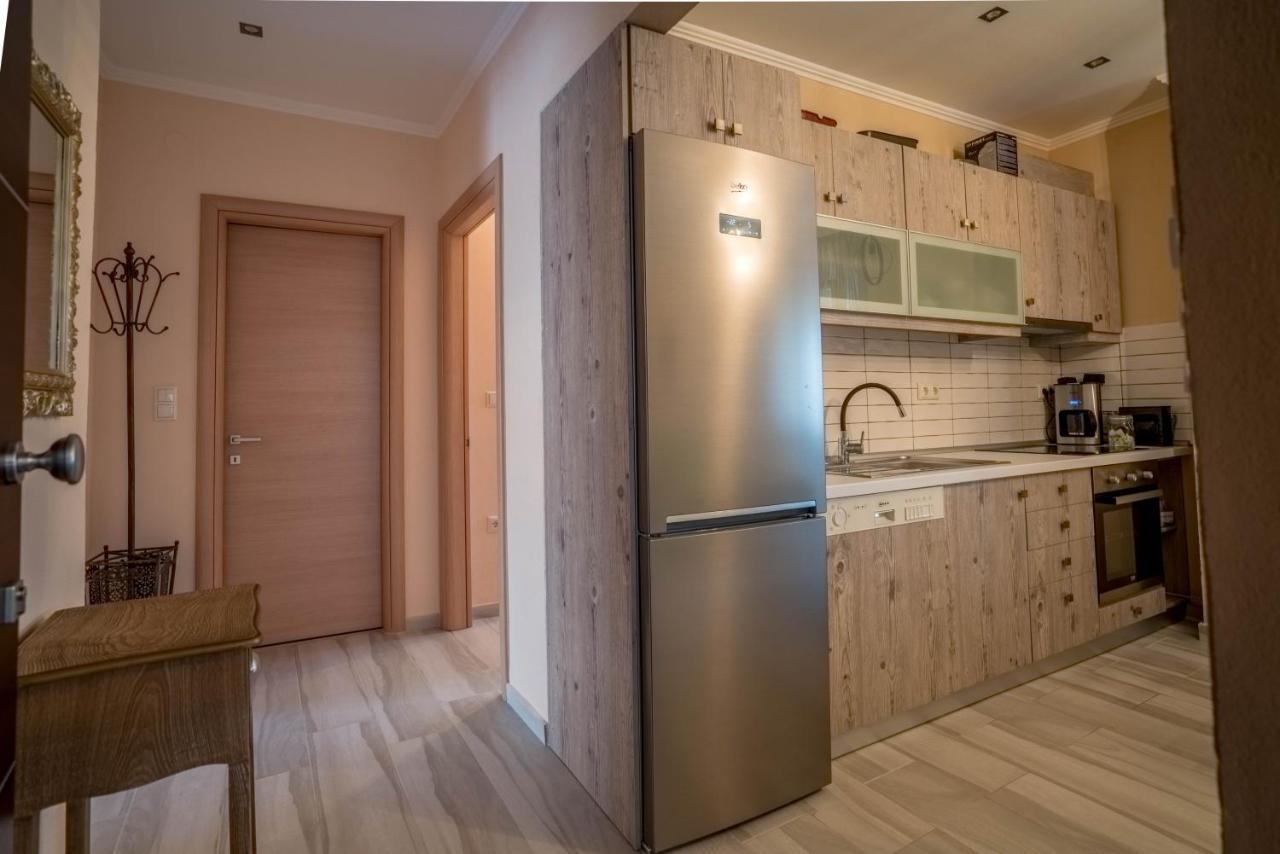 Grellia Apartment Kavála ภายนอก รูปภาพ